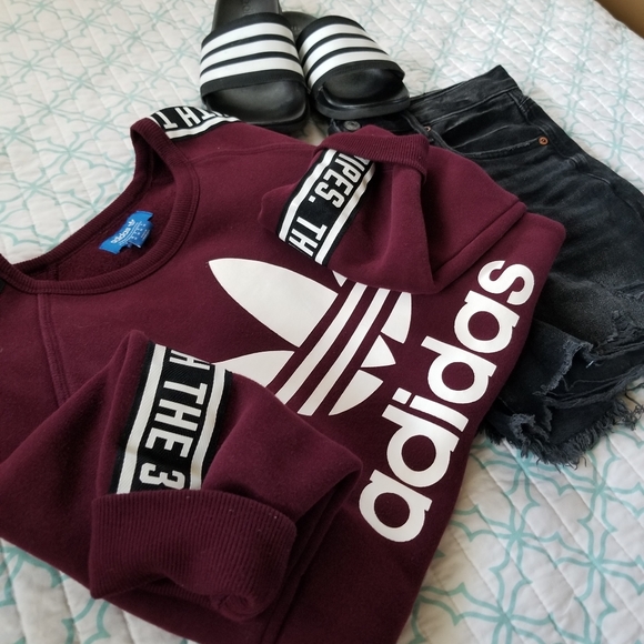 Maroon Adidas Crewneck Sweatshirt - Picture 4 of 10